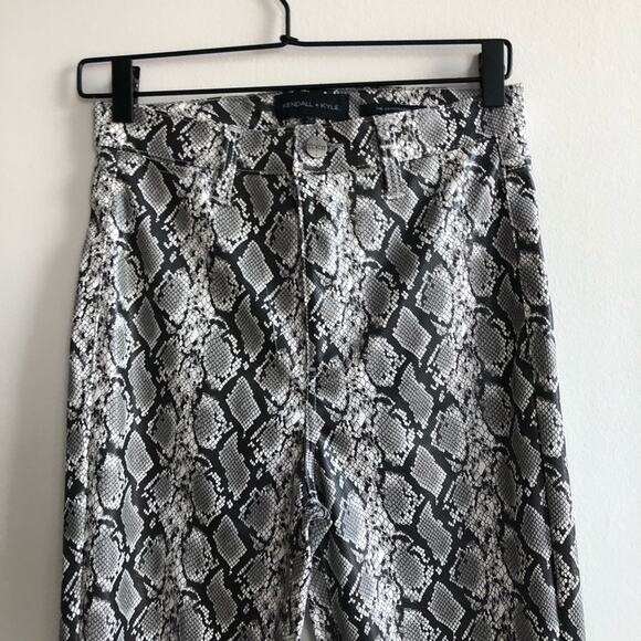 Kendall + Kylie Snake Embossed Faux Leather Pants - Picture 3 of 6